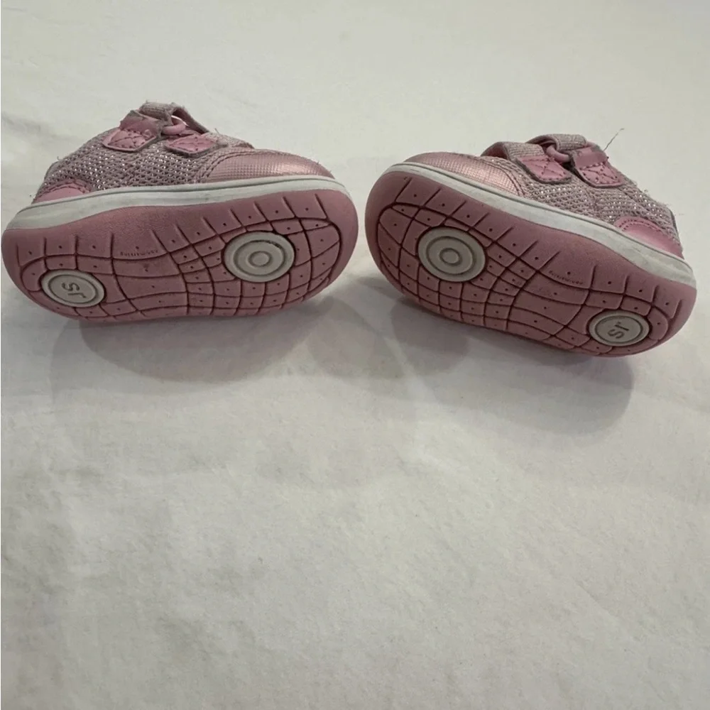 Stride Rite 360 3M Pink and Silver Sparkle Sneaker Wide Feet